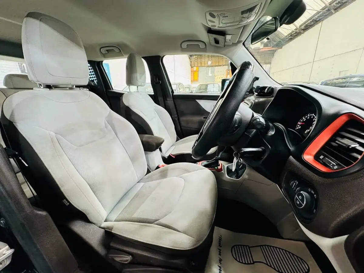 2016-jeep-renegade-14-multiair-ii-longitude-ddct-big-10