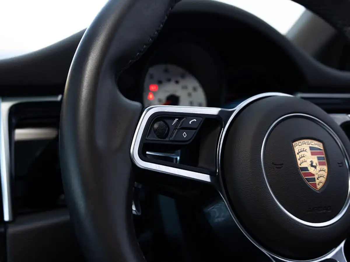 2019-porsche-macan-30-v6-s-big-14