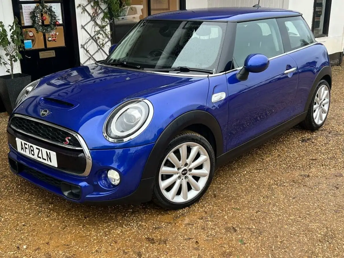 2018-mini-cooper-20-cooper-s-series-ii-ss-hatchback-3d-big-17
