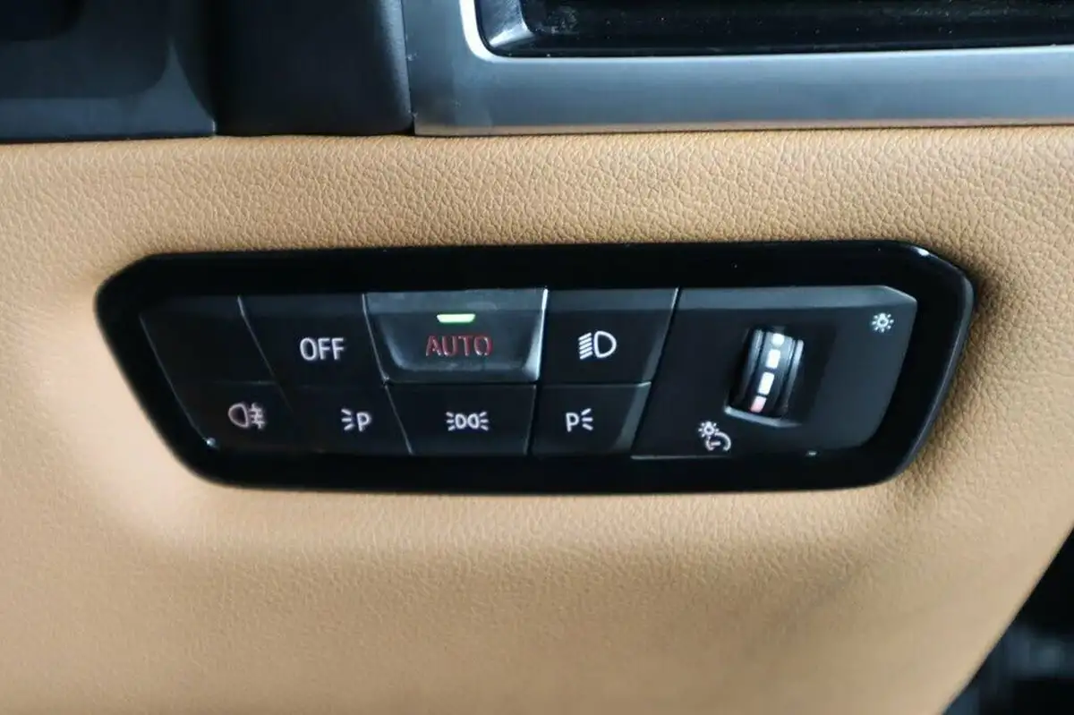 2021-bmw-8-series-30-840i-m-sport-gran-coupe-4d-big-35
