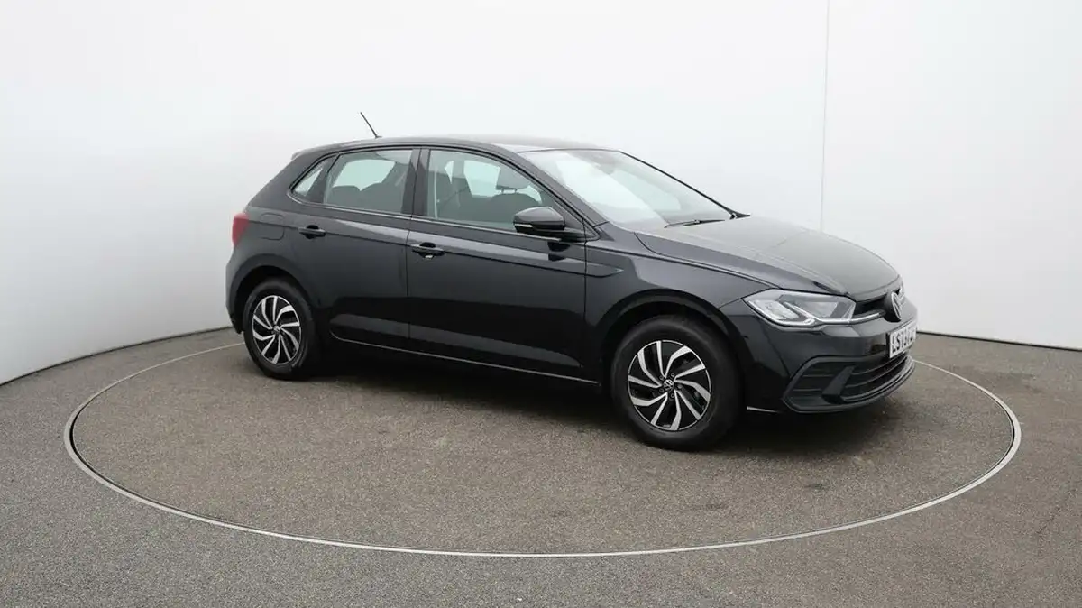2024-volkswagen-polo-10-life-big-42