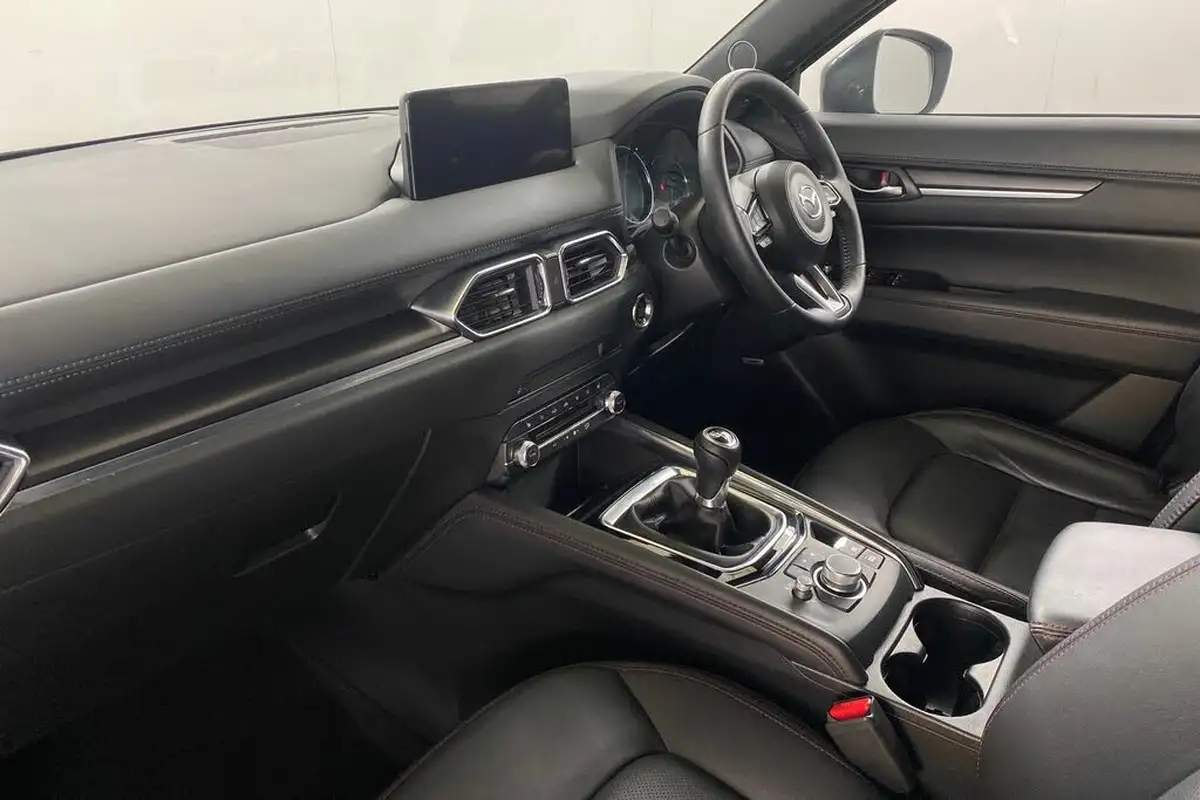 2023-mazda-cx-5-20-homura-big-11