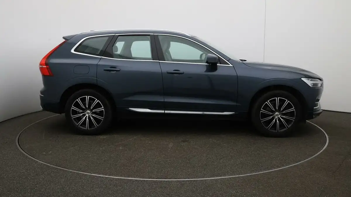 2018-volvo-xc60-20-t5-inscription-250bhp-4x4-big-46