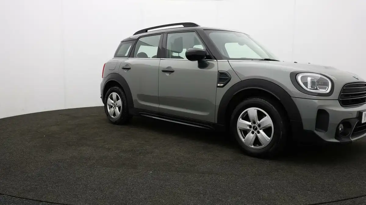 2021-mini-countryman-15-cooper-classic-all4-auto-big-38