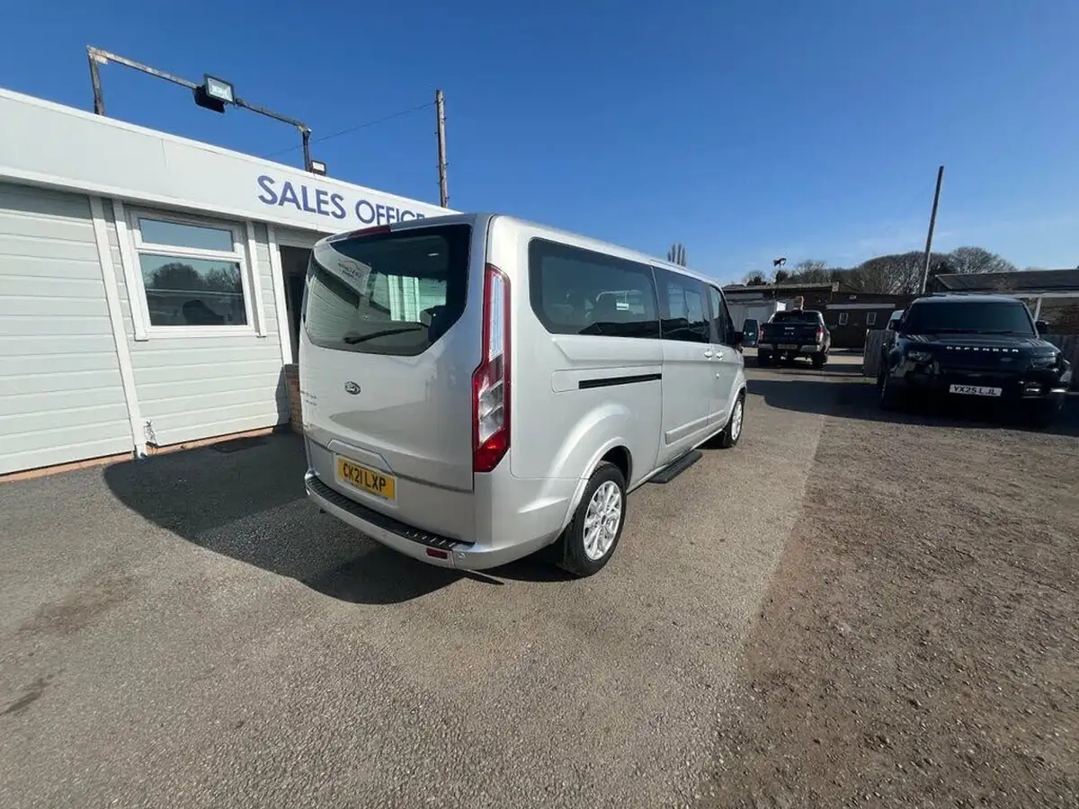 2021-ford-tourneo-custom-20tdci-320-l1-titanium-130pseu6dt-big-40