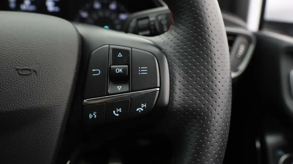 2020-ford-fiesta-10t-st-line-edition-155ps-hybrid-mhev-5d-big-21