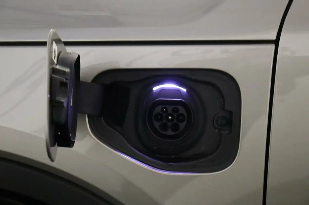 2021-volvo-xc40-15-t4-inscription-208bhp-big-5