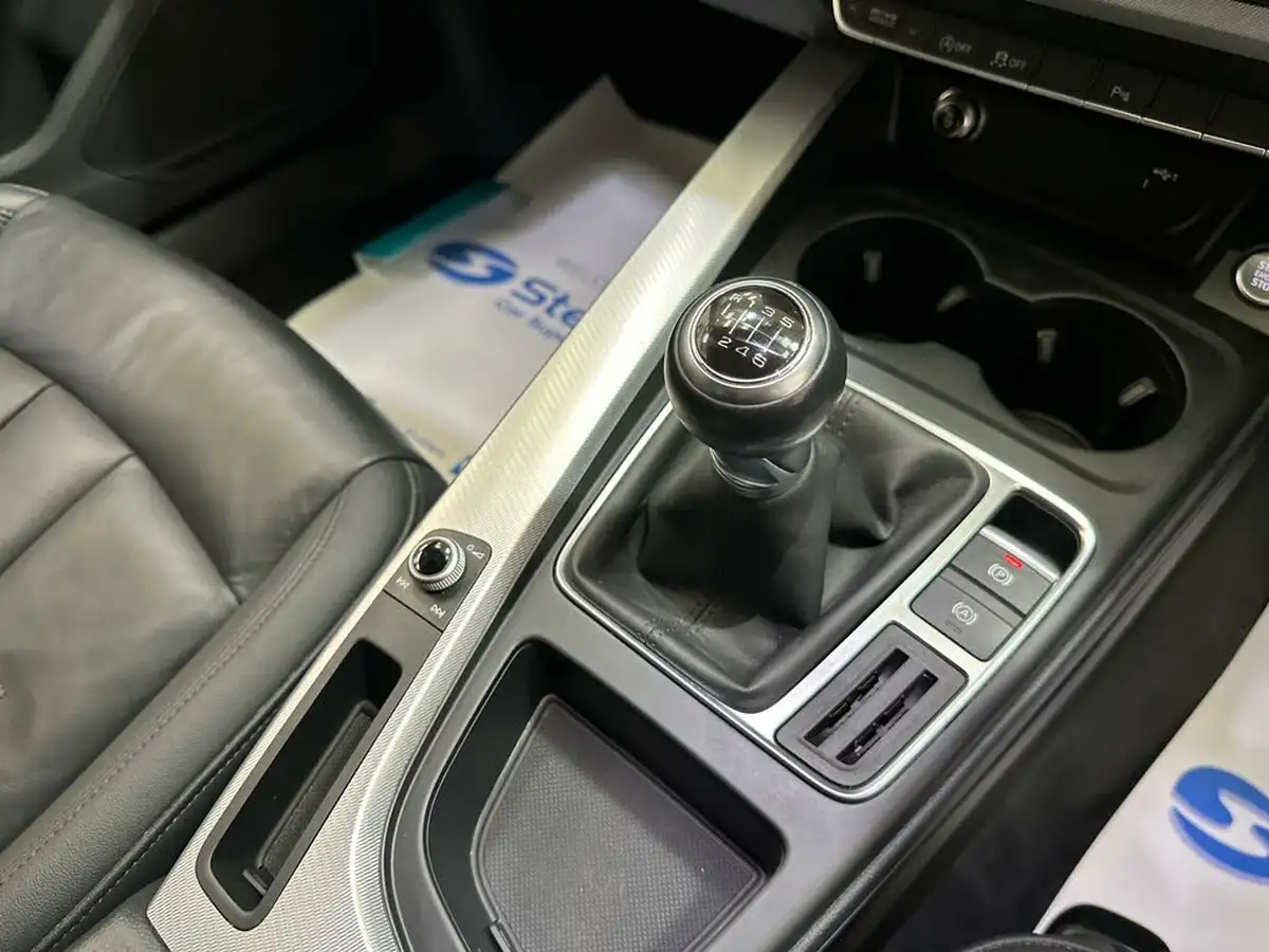 2020-audi-a4-avant-20-35-tfsi-technik-big-15