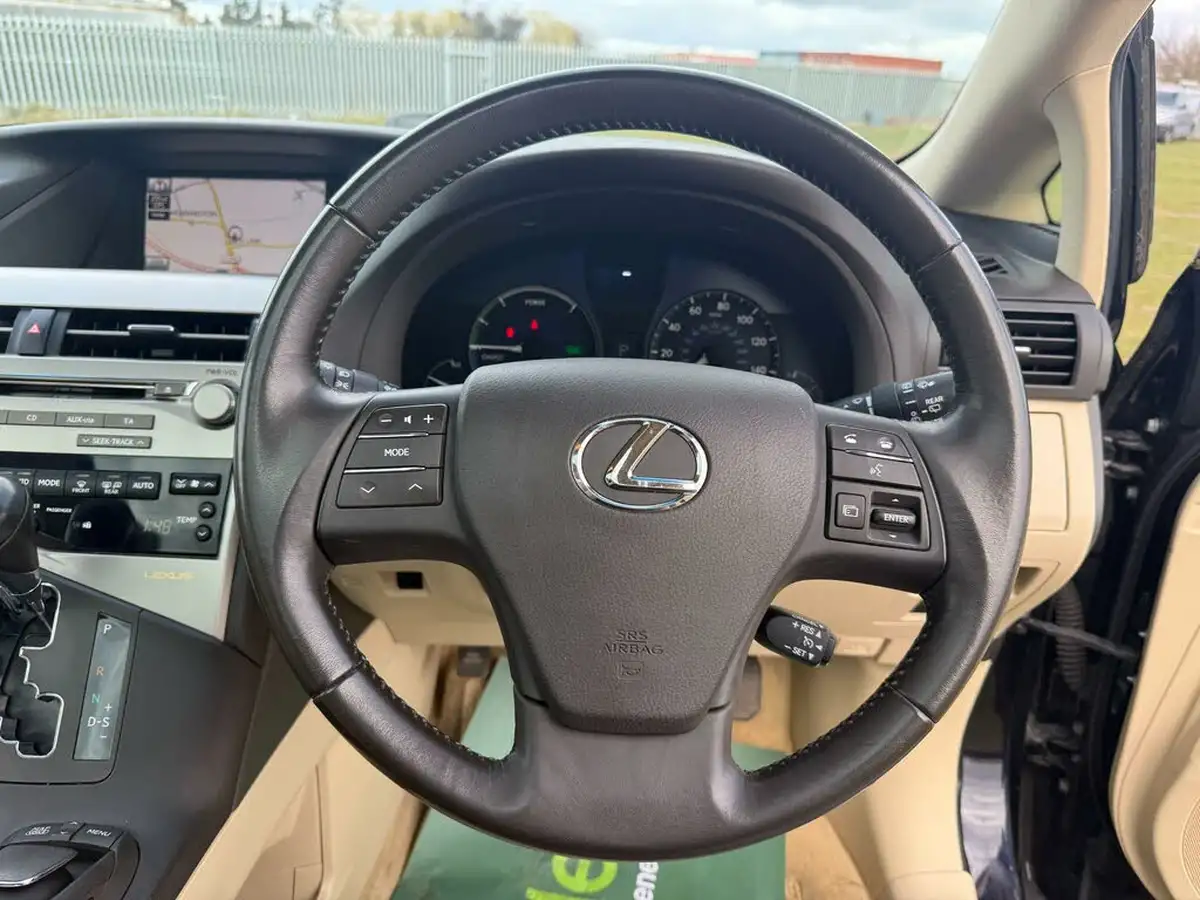 2012-lexus-rx-450h-35-advance-pan-big-19
