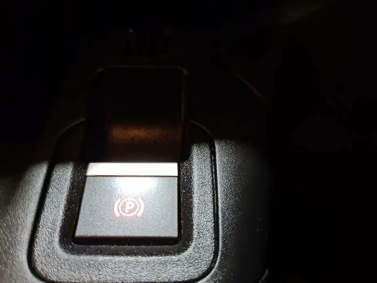 2021-toyota-proace-city-15d-icon-100hpeu6dt-e-l1-big-32
