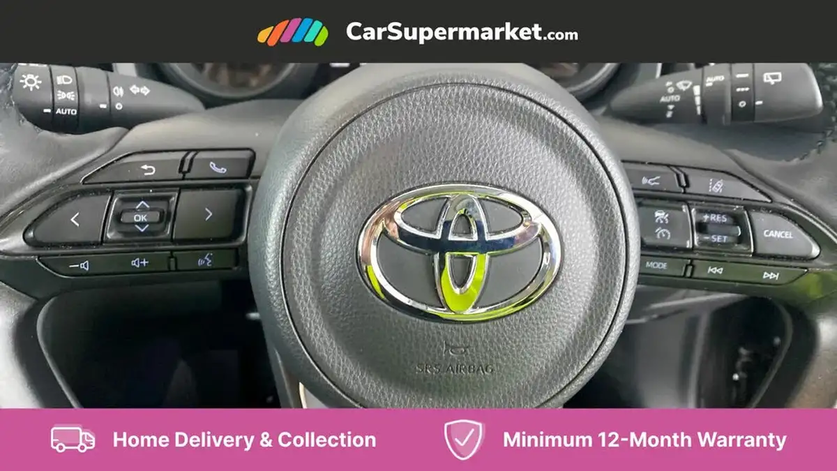 2023-toyota-yaris-cross-15-vvt-i-icon-big-23