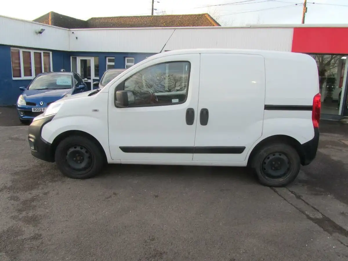 2020-fiat-fiorino-13td-cargo-tecnico-big-1