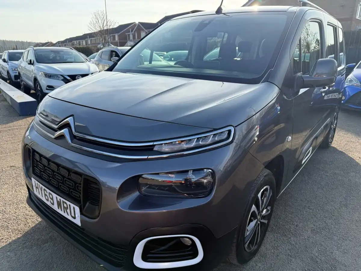 2019-citroen-berlingo-15bluehdi-flair-m-size-130ps-eat8-big-1