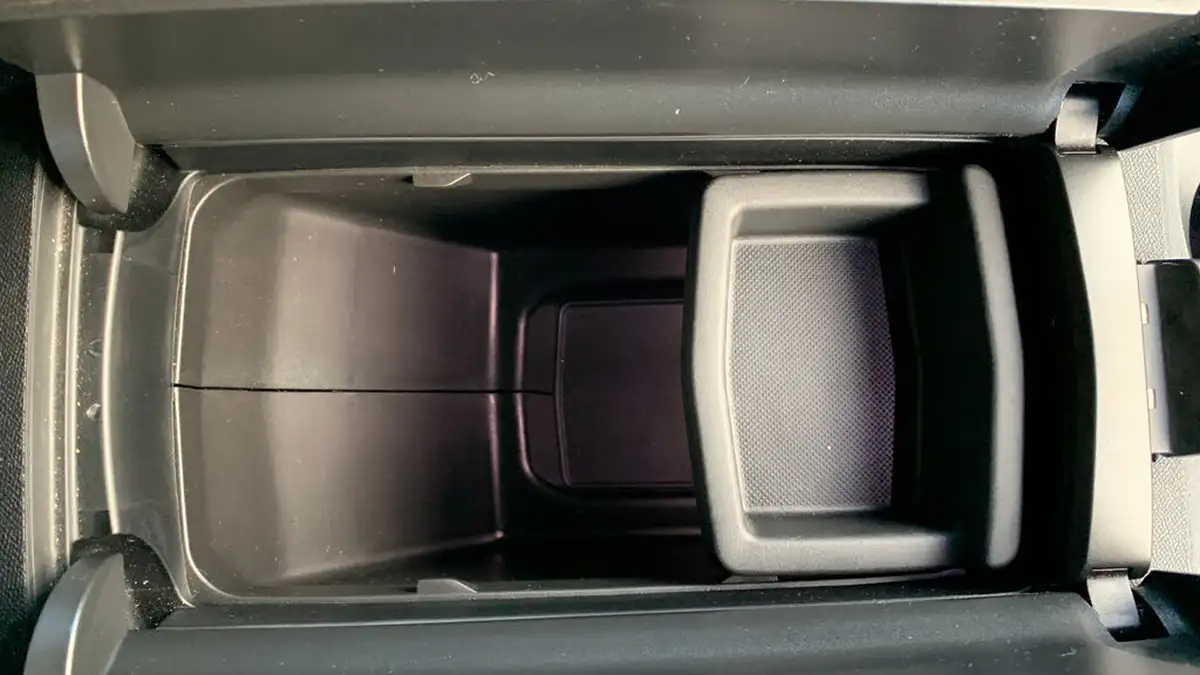 2021-peugeot-3008-suv-12-puretech-gt-big-57