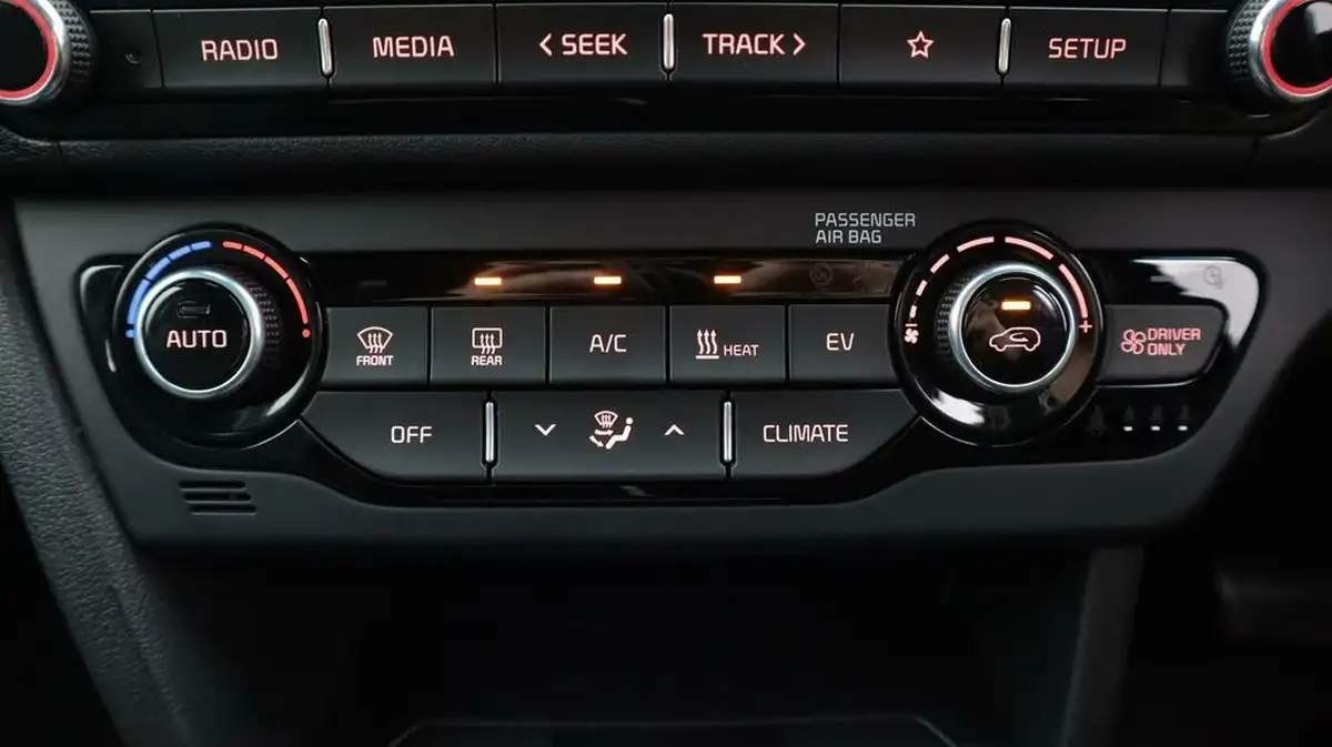 2021-kia-e-niro-ev-2-134bhp-39-big-12