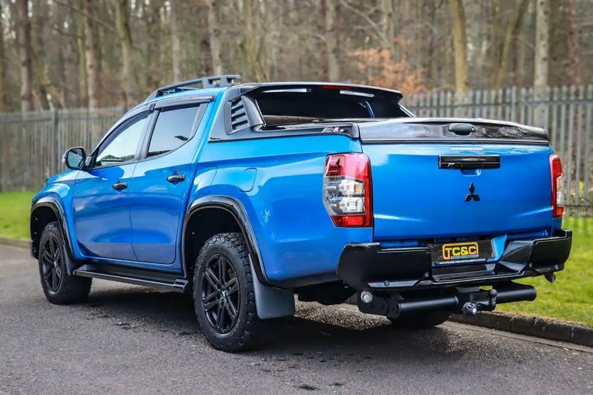 2021-mitsubishi-l200-22di-d-barbarian-x-big-11