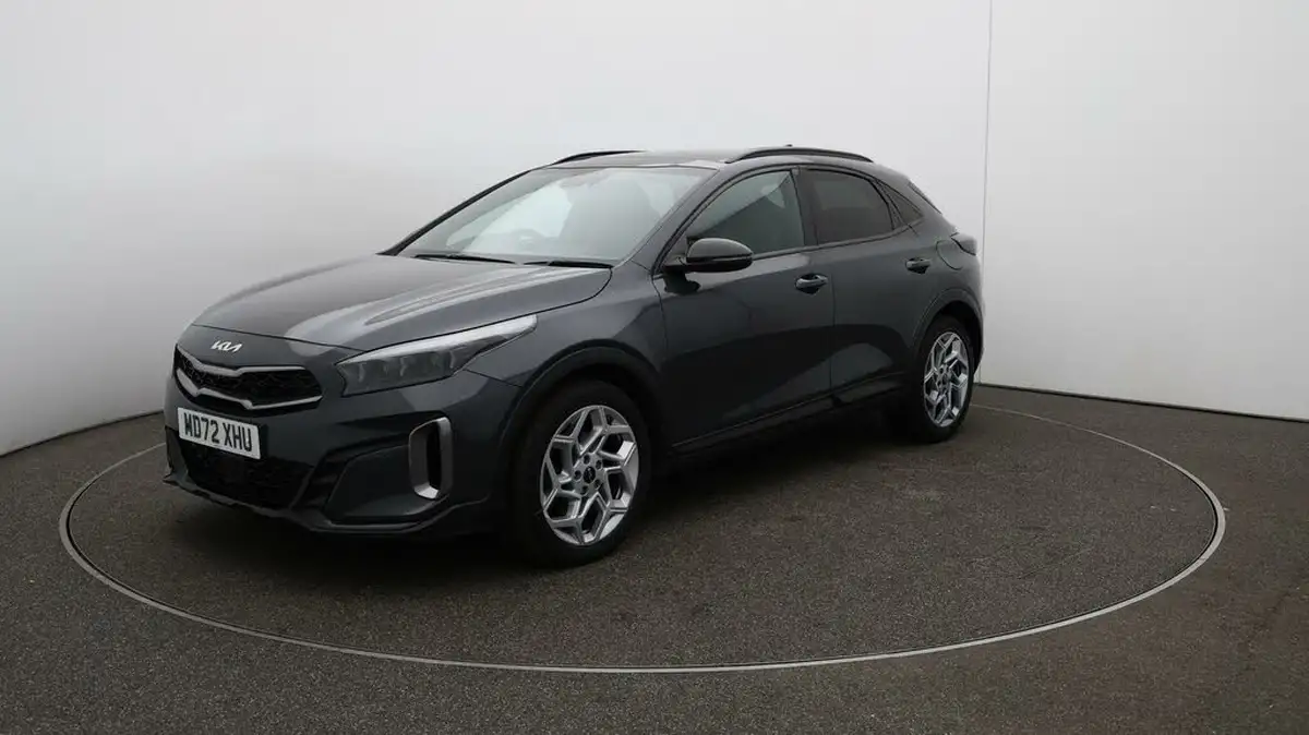 2023-kia-xceed-15-t-gdi-gt-line-s-158bhp-big-3