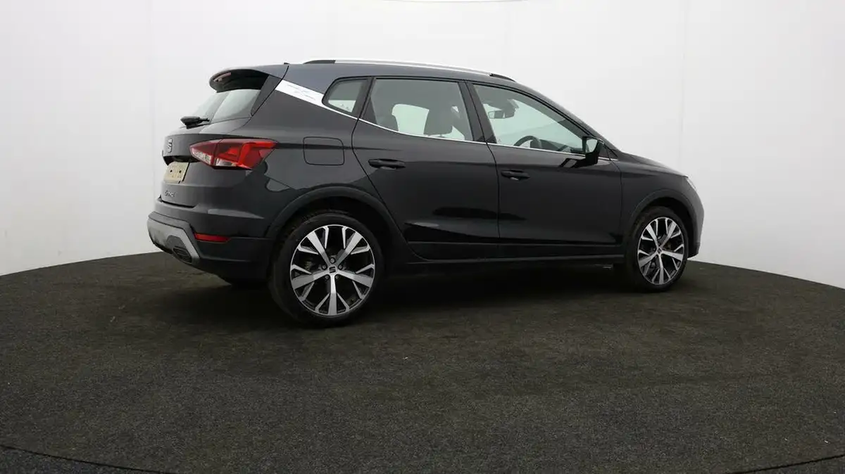 2022-seat-arona-10-tsi-xperience-lux-big-26