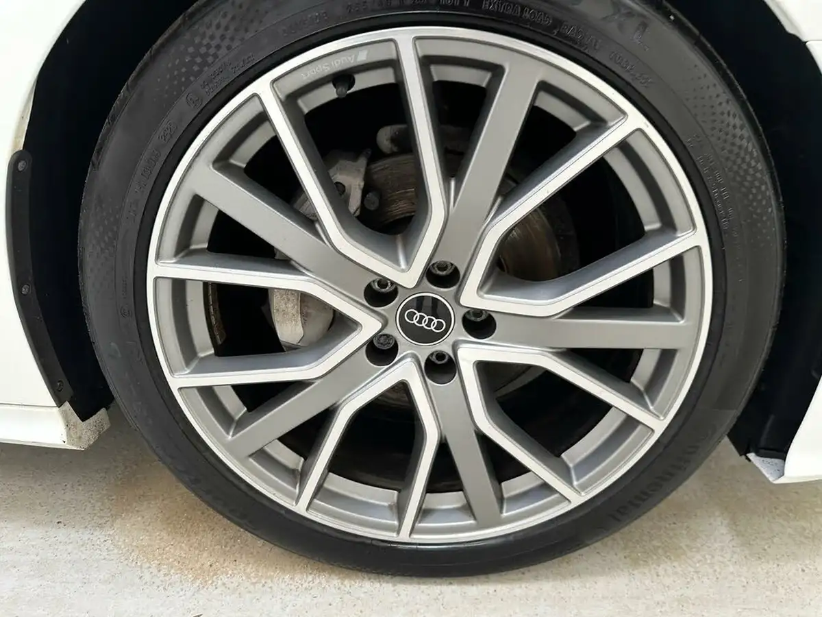 2021-audi-a6-avant-20-40-tfsi-black-edition-big-39