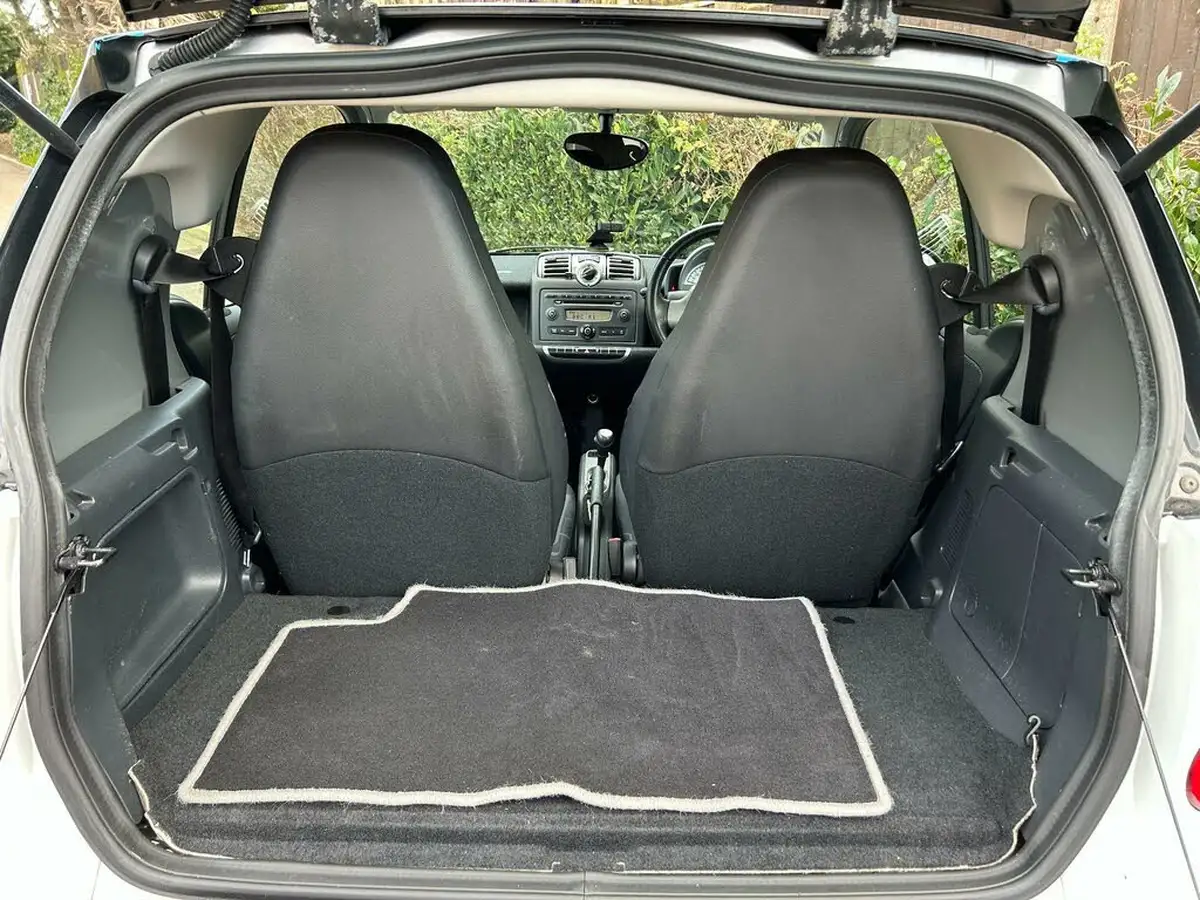 2008-smart-fortwo-10-passion-71bhp-coupe-big-25