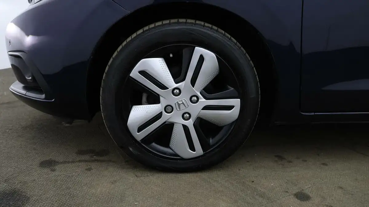 2021-honda-jazz-15-i-mmd-ex-107ps-big-17