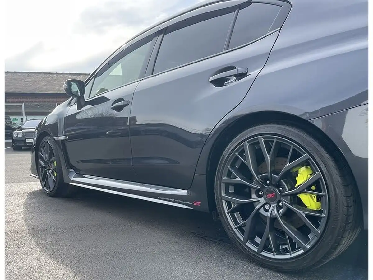 2018-subaru-wrx-25-sti-type-uk-big-16