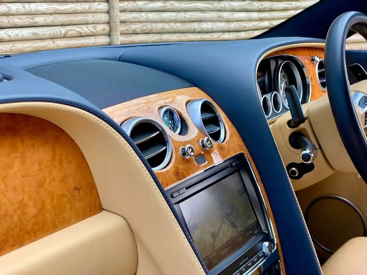 2013-bentley-continental-40-gt-v8-big-56