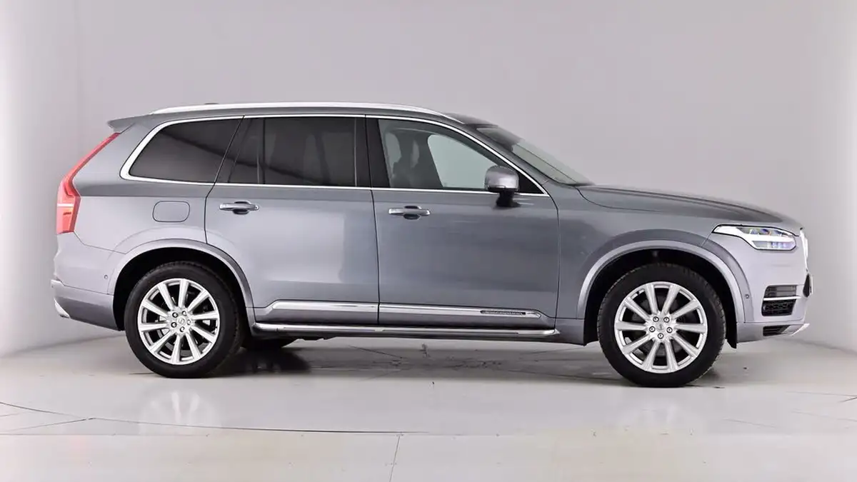 2018-volvo-xc90-20-t8-inscription-384bhp-awd-twin-engine-big-71
