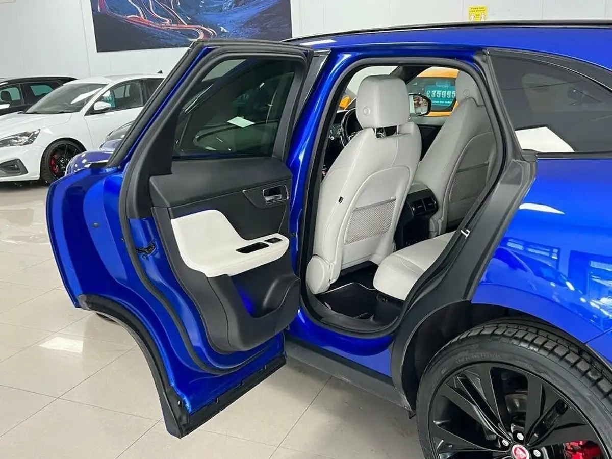 2016-jaguar-f-pace-30td-1st-edition-big-42