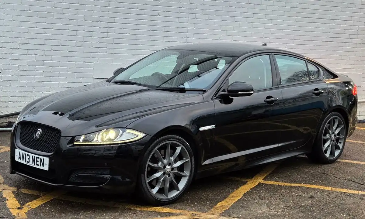 2013-jaguar-xf-30-premium-luxury-big-46
