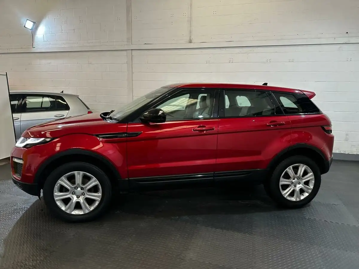 2015-land-rover-range-rover-evoque-20ed4-se-tech-hatchback-5d-big-18