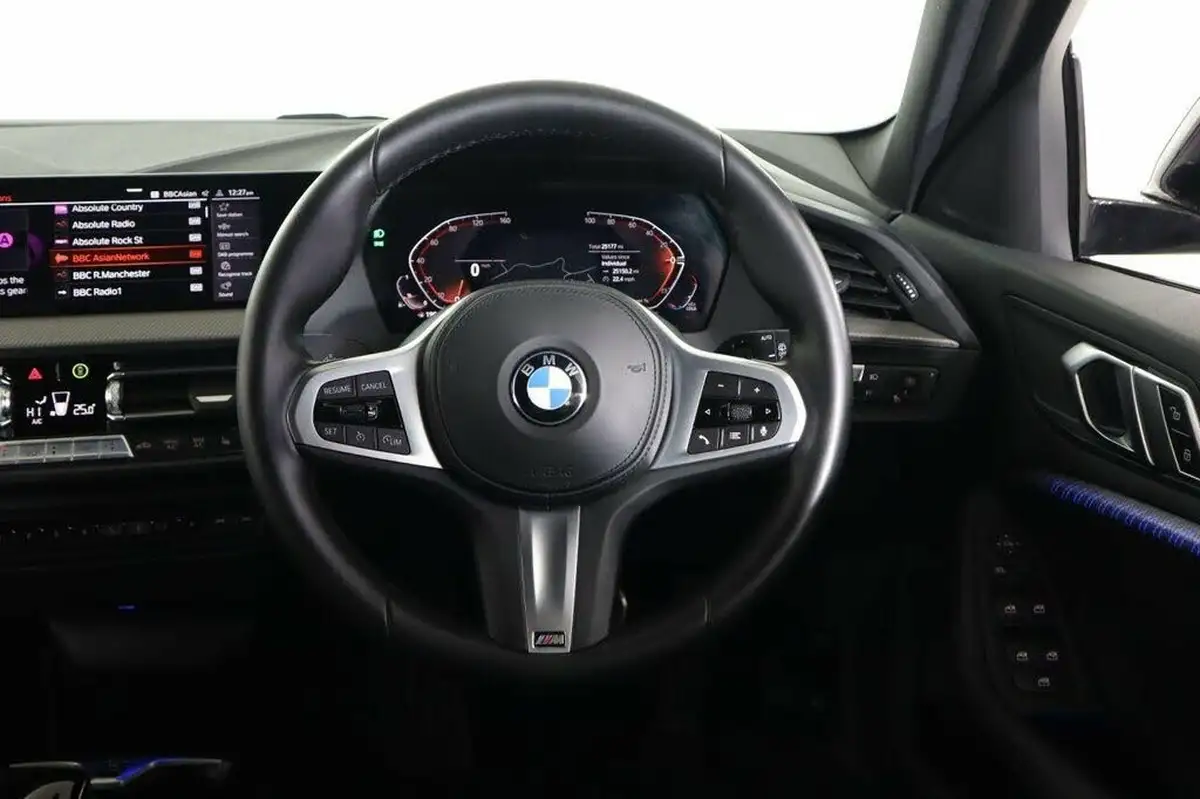 2022-bmw-1-series-15-118i-m-sport-lcp-dct-big-34