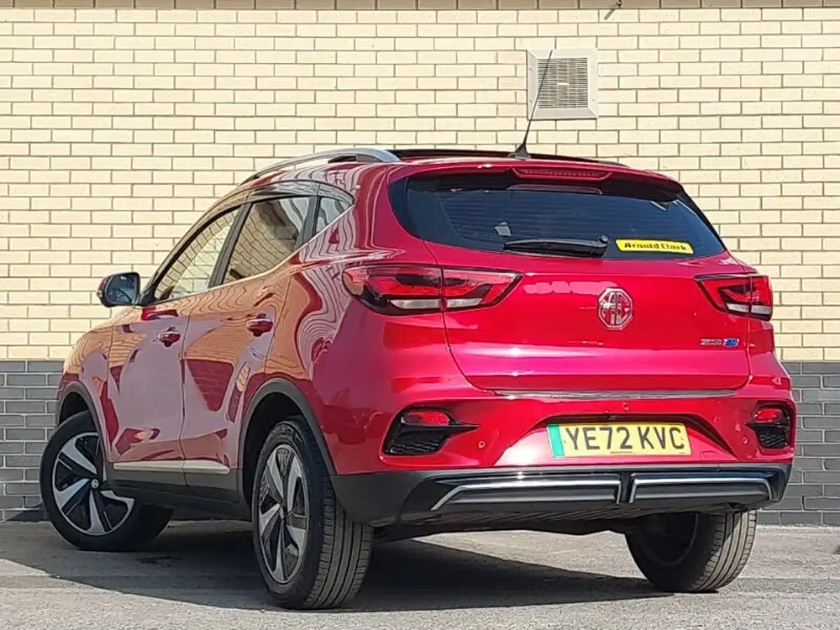 2022-mg-zs-suv-e-trophy-ev-156ps-long-range-big-1