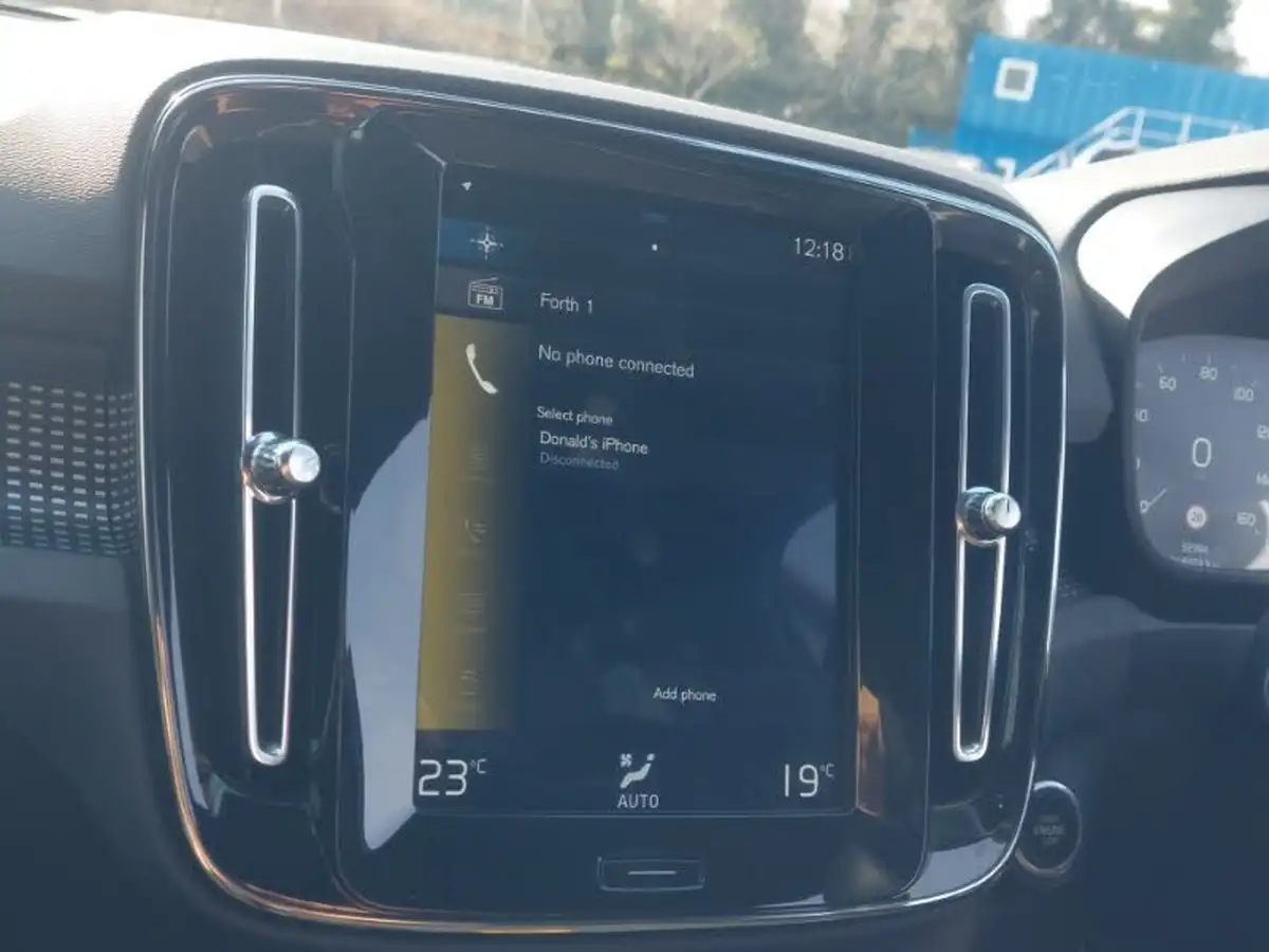 2020-volvo-xc40-15-t5-r-design-plug-in-hybrid-big-11