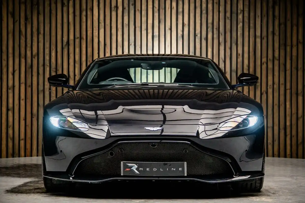 2021-aston-martin-vantage-big-4