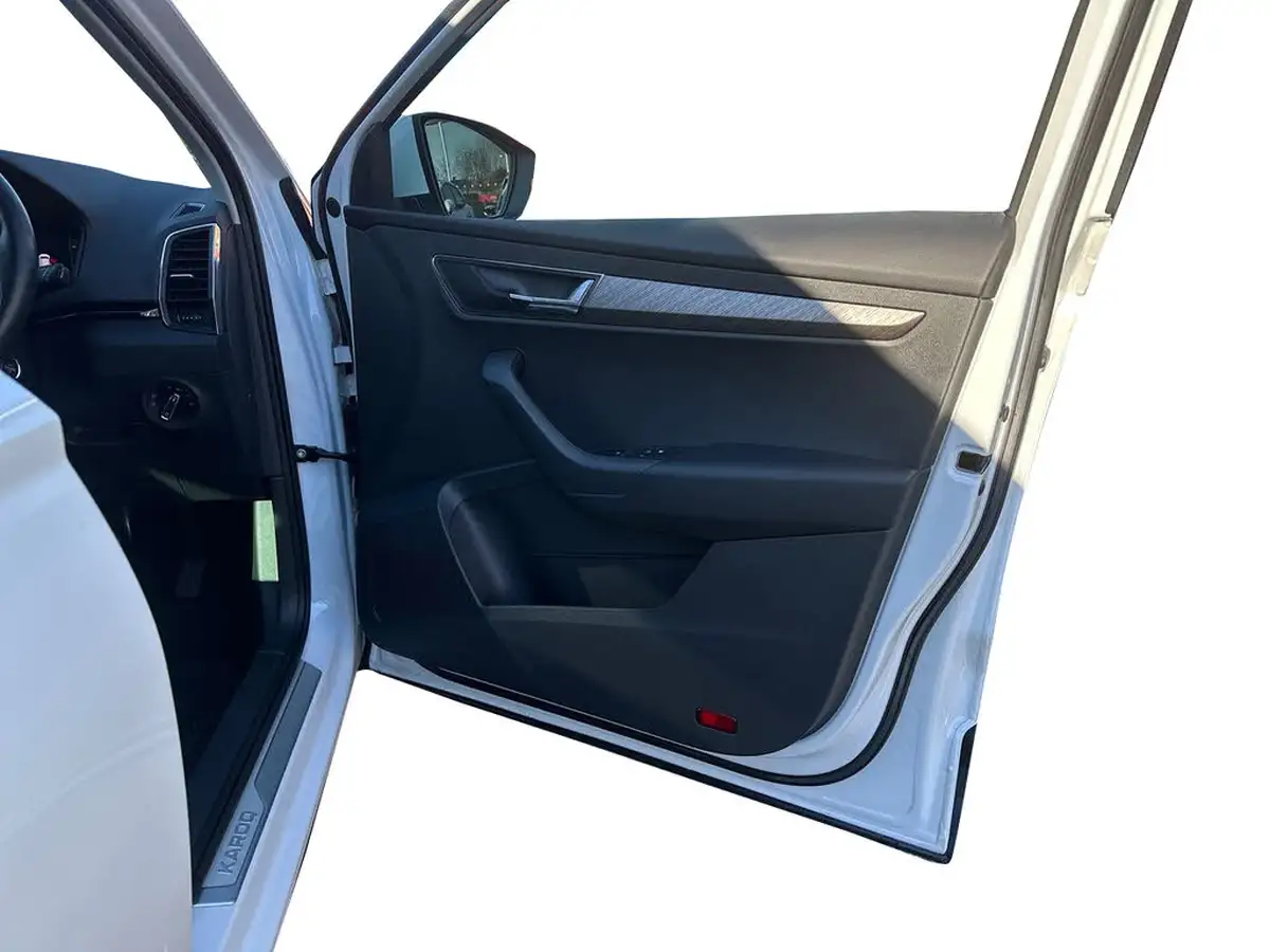 2022-skoda-karoq-15-tsi-se-l-dsg-big-16