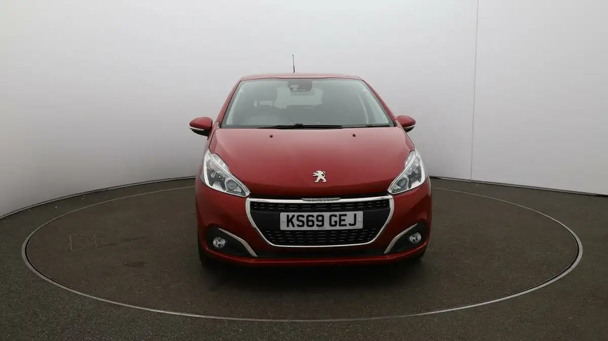 2019-peugeot-208-15-bluehdi-tech-edition-big-38