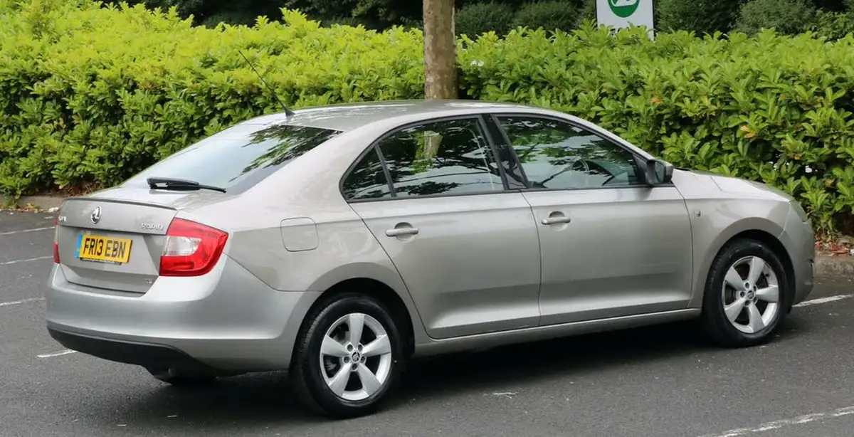 2013-skoda-rapid-14-se-big-14
