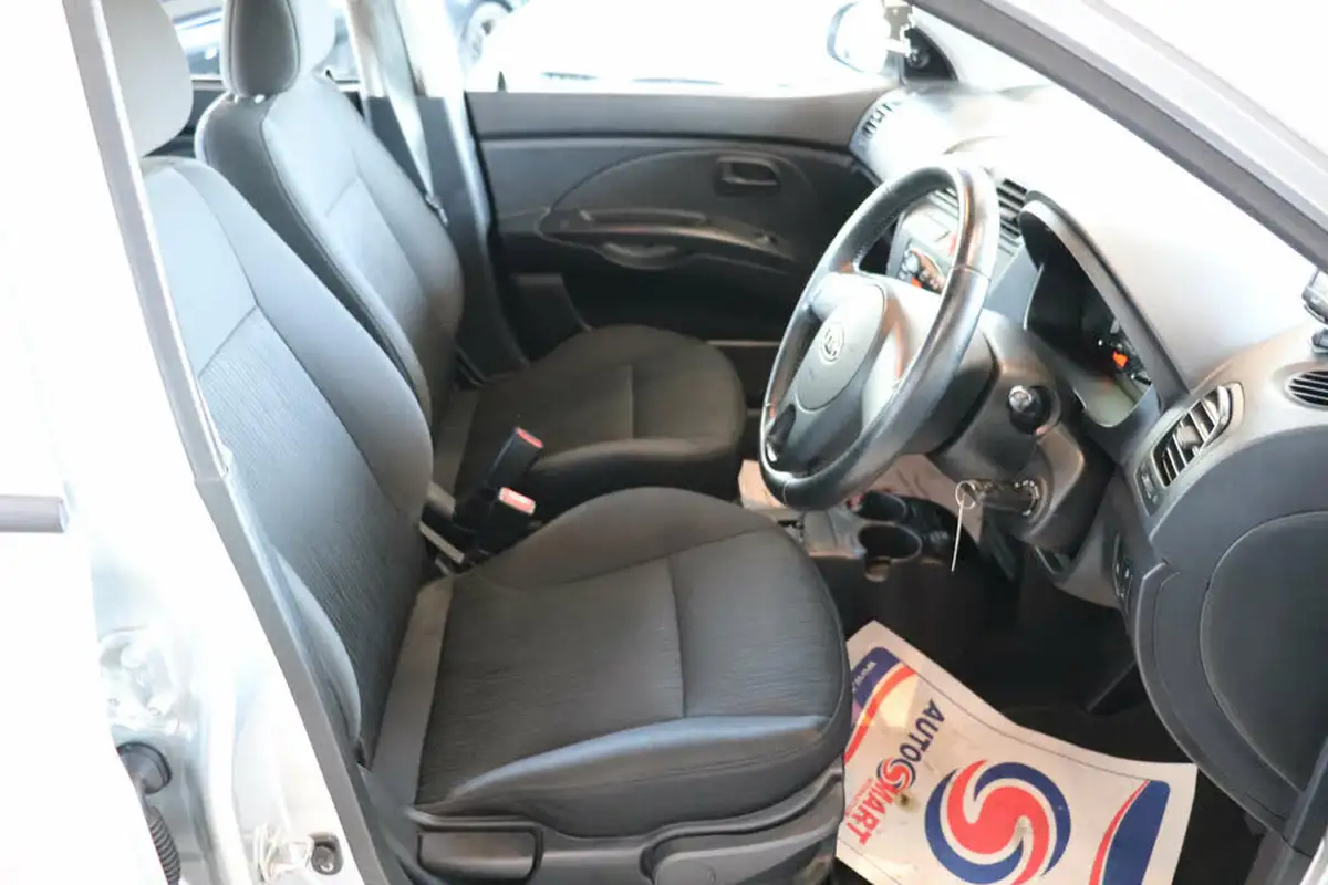 2011-kia-picanto-11-picanto-2-auto-big-16