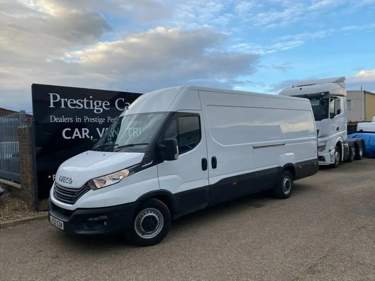 2022-iveco-daily-s-class-23td-35s14v-business-4100mm-h2-136pseu6dt-hi-matic-big-32
