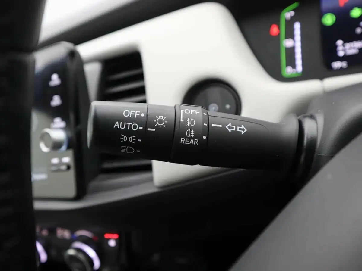 2023-honda-jazz-15-i-mmd-ex-107ps-big-34