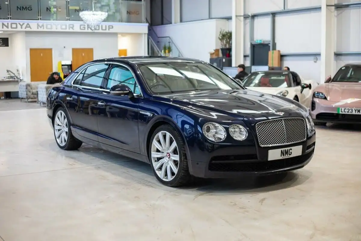 2017-bentley-flying-spur-40-big-8