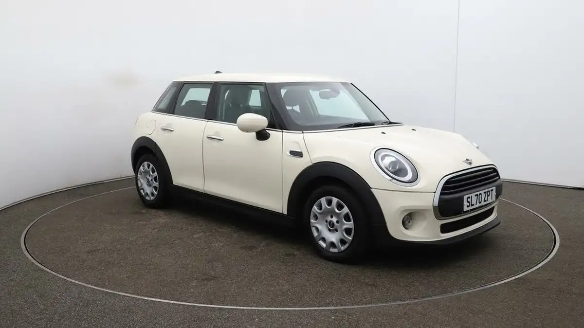 2020-mini-cooper-15-one-classic-comfort-5d-big-1