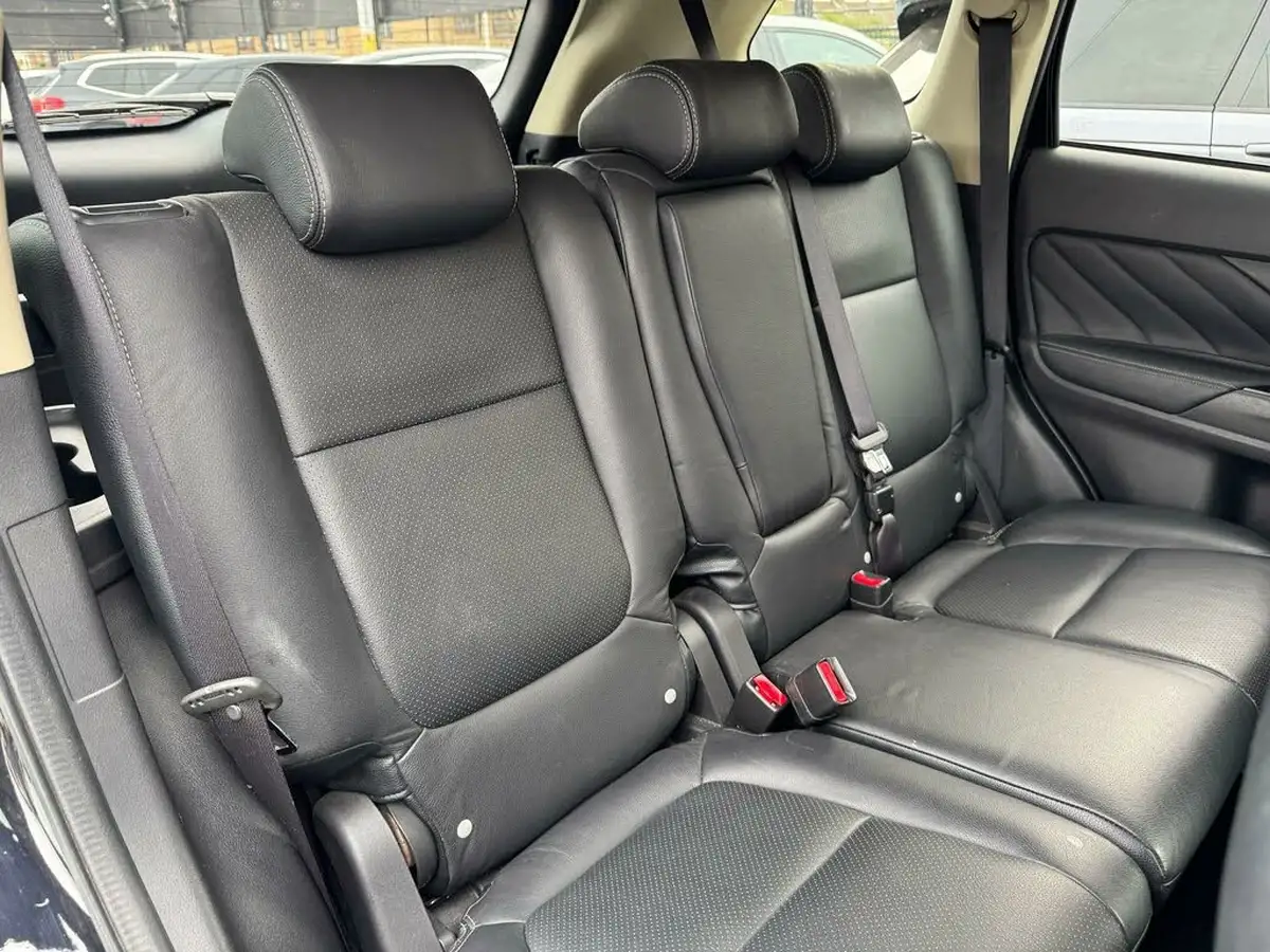 2018-mitsubishi-outlander-20-juro-phev-big-64