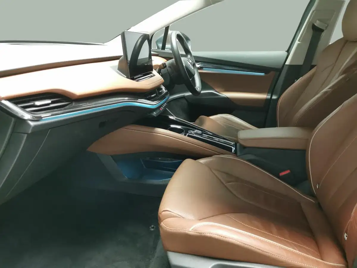 2021-skoda-enyaq-e-60-62-kwh-big-1