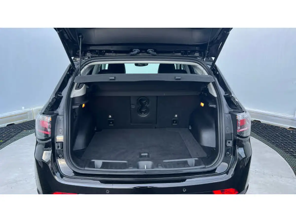 2022-jeep-compass-13-gse-s-big-3