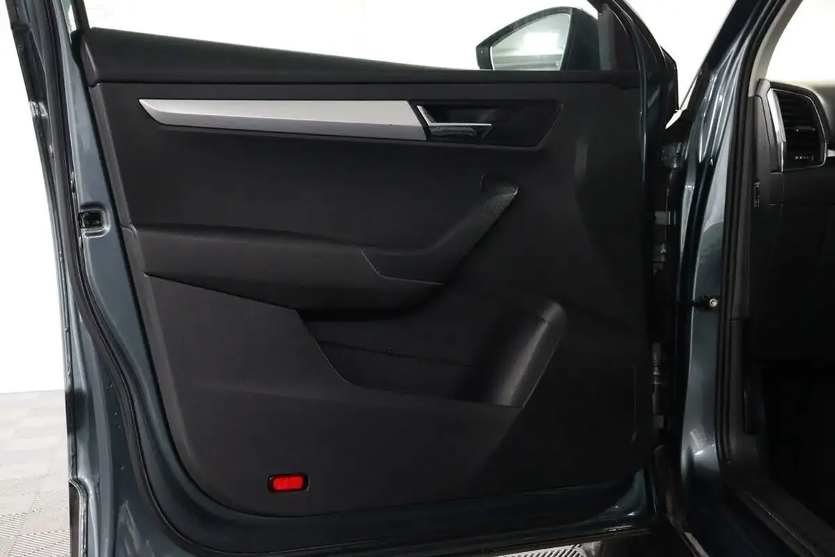 2019-skoda-karoq-16tdi-se-technology-big-32