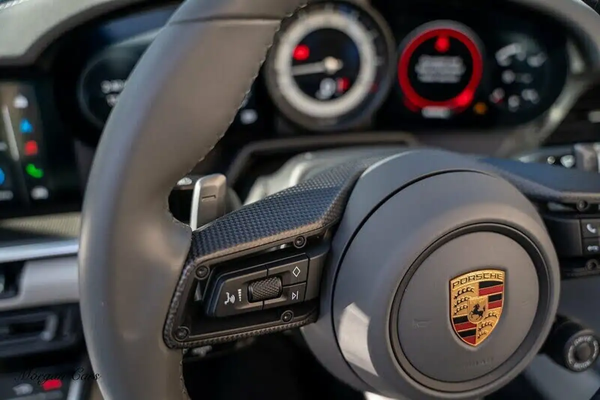 2021-porsche-911-30-targa-4s-big-54