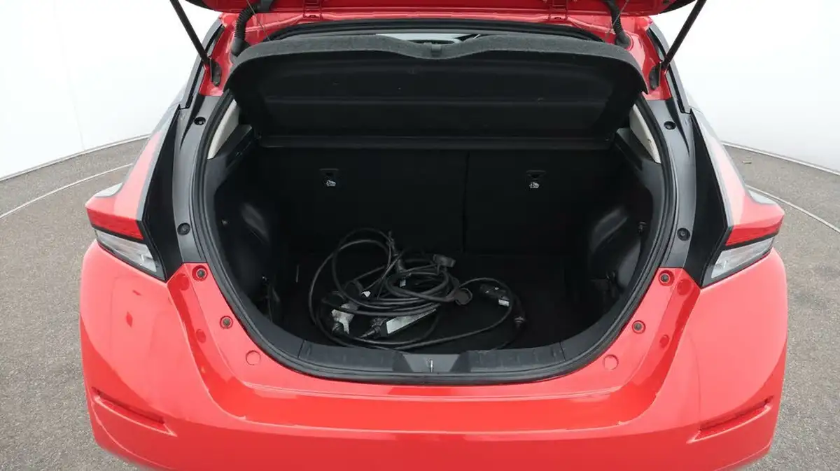 2021-nissan-leaf-e-acenta-big-17