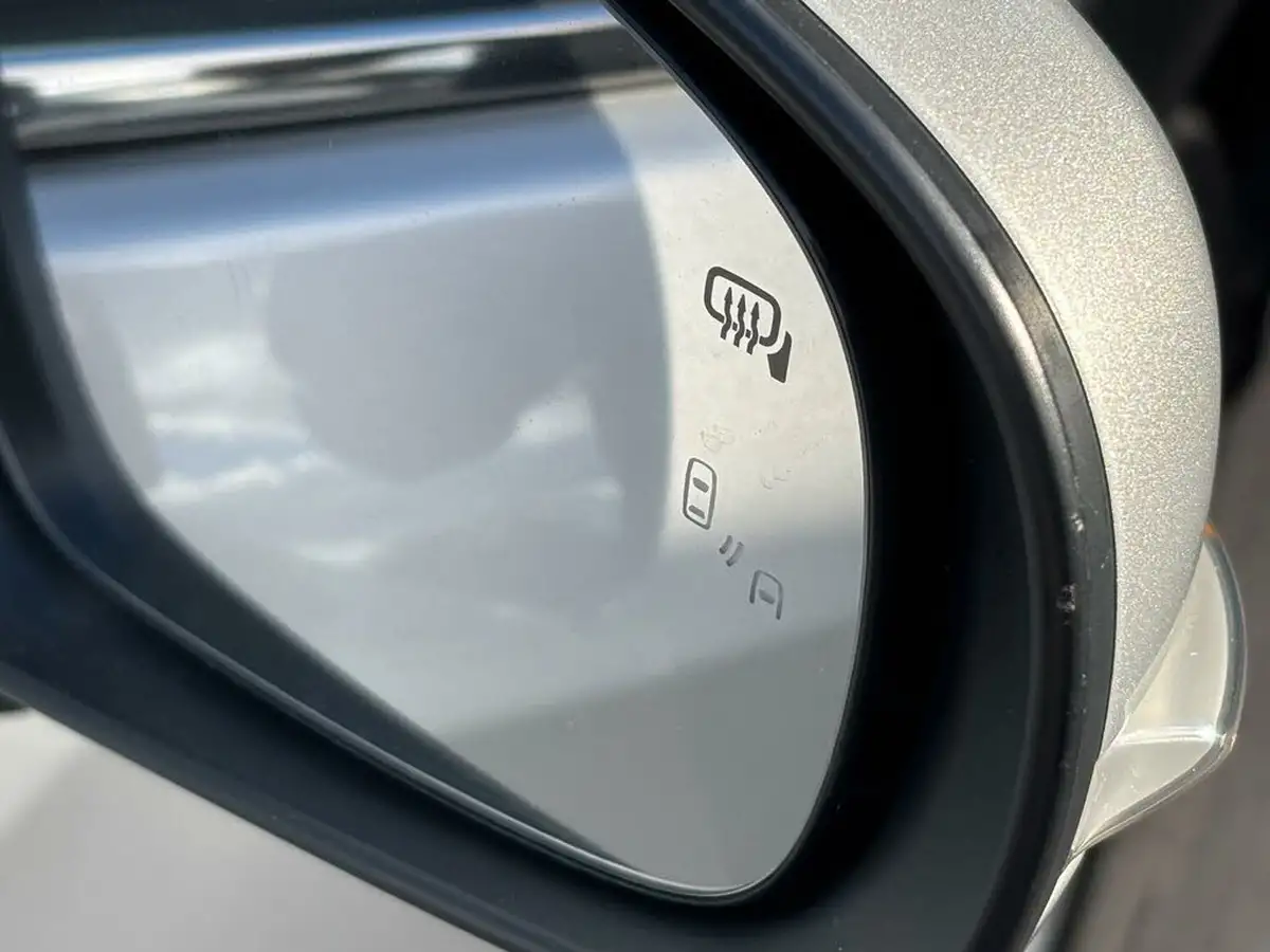 2023-suzuki-s-cross-14-boosterjet-motion-big-28
